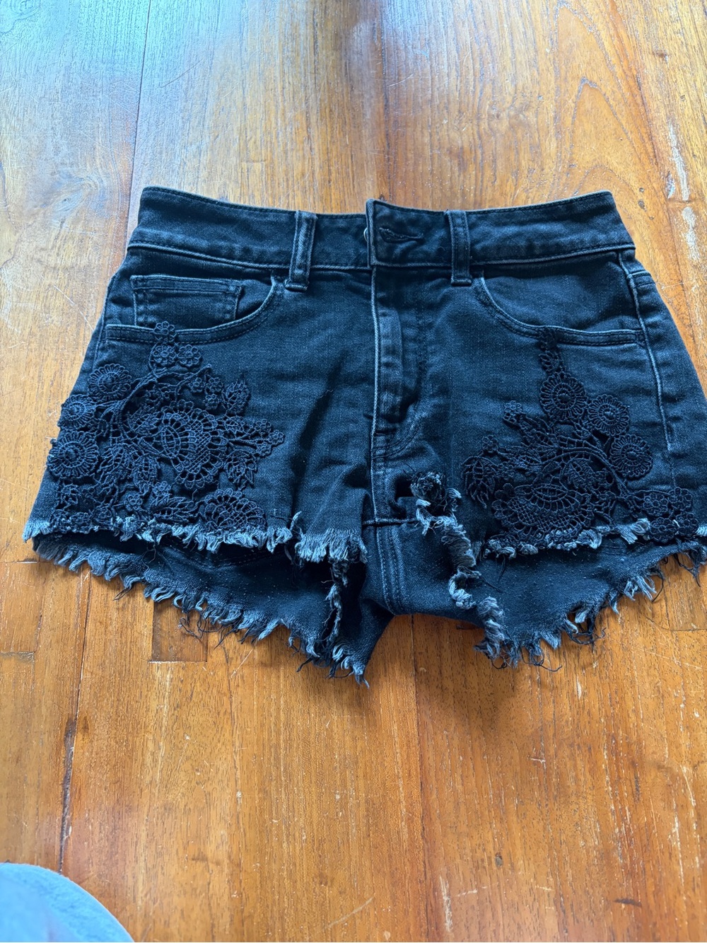 American Eagle Outfitters Black Denim Lace-Appliqué Cutoff Shorts - Picture 2 of 7